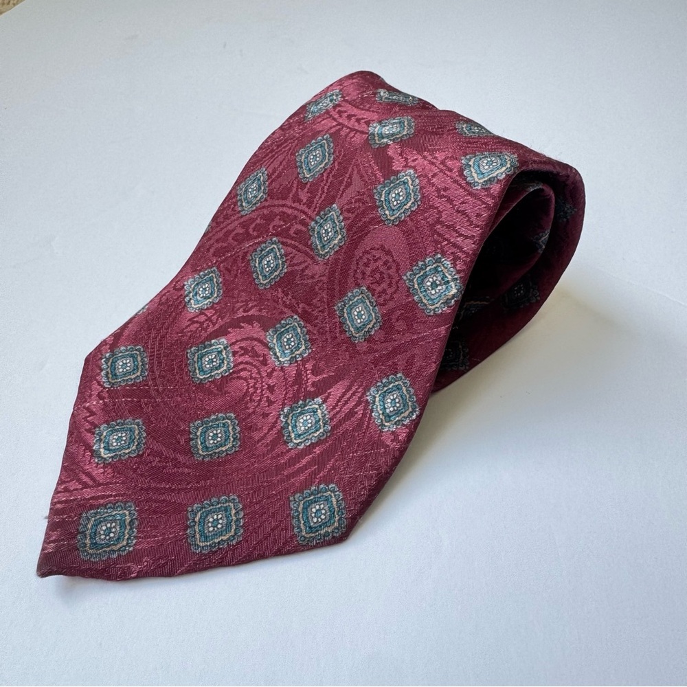 Vintage Christian Dior Monsieur Red Paisley Medallion Tipped Necktie 58” READ - Picture 2 of 7